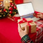 Nakup unikatnih daril lahko izvedete kar po spletu nakup unikatnih daril